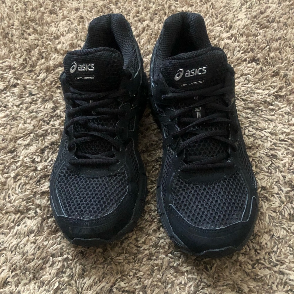 ASICS GT-1000 Gel women size 9